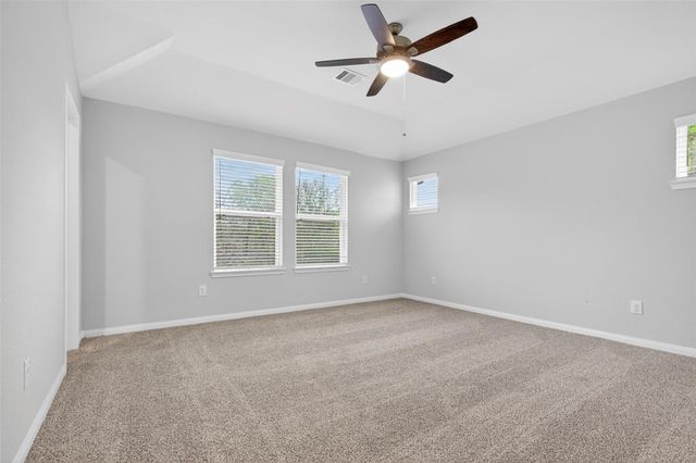 706 Universal Street, Navasota, TX 77868