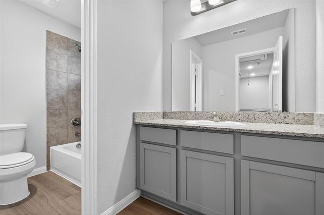 706 Universal Street, Navasota, TX 77868