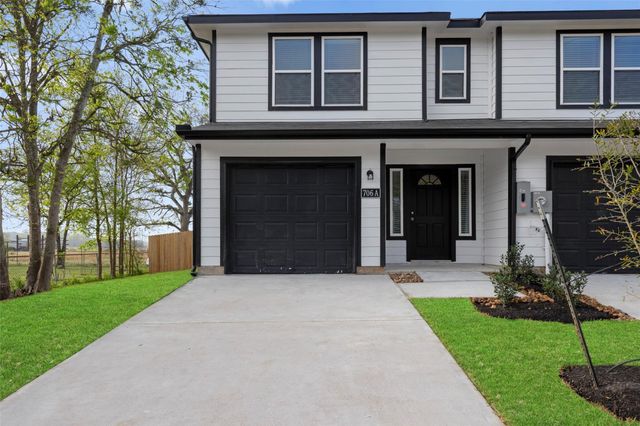 706 Universal Street, Navasota, TX 77868