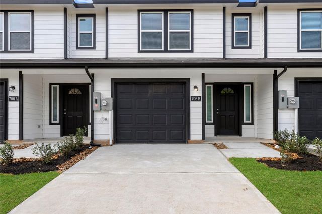 706 Universal Street, Navasota, TX 77868