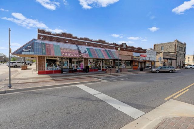 706 Universal Street, Navasota, TX 77868