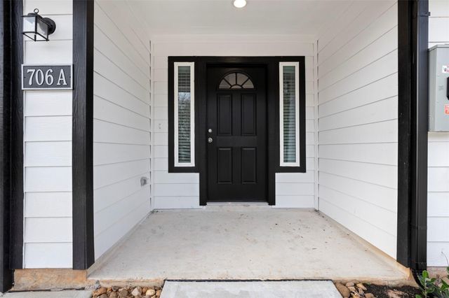 706 Universal Street, Navasota, TX 77868