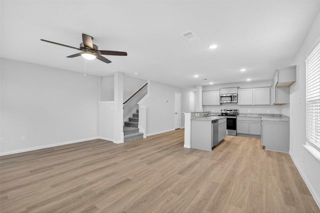 706 Universal Street, Navasota, TX 77868