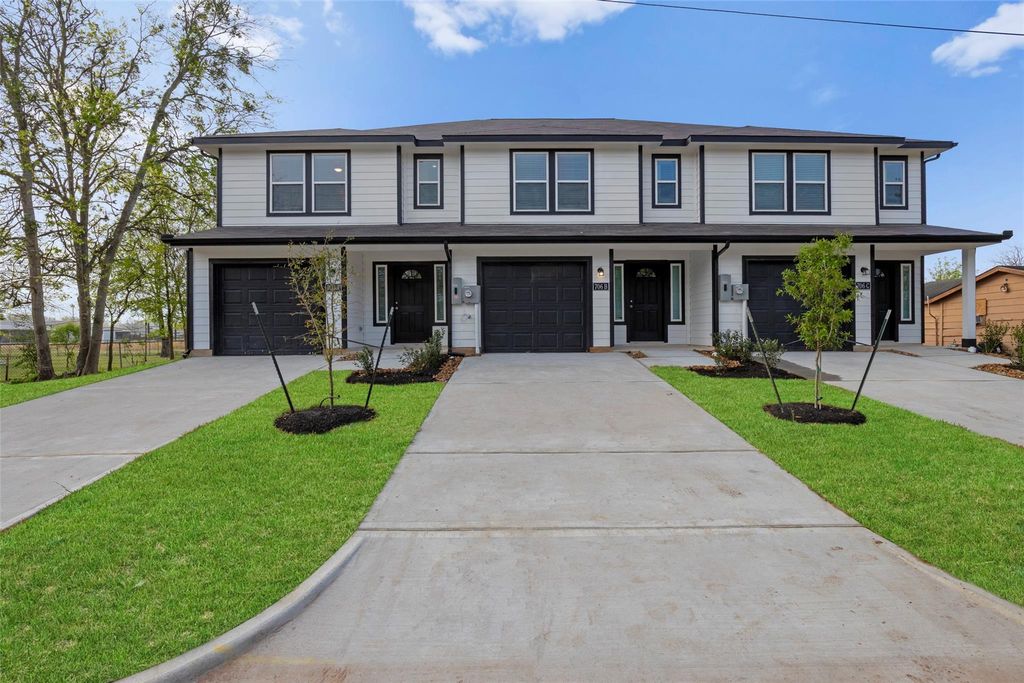 706 Universal Street, Navasota, TX 77868