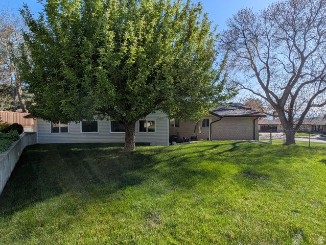1411 E MILLBROOK WAY, Bountiful, UT 84010