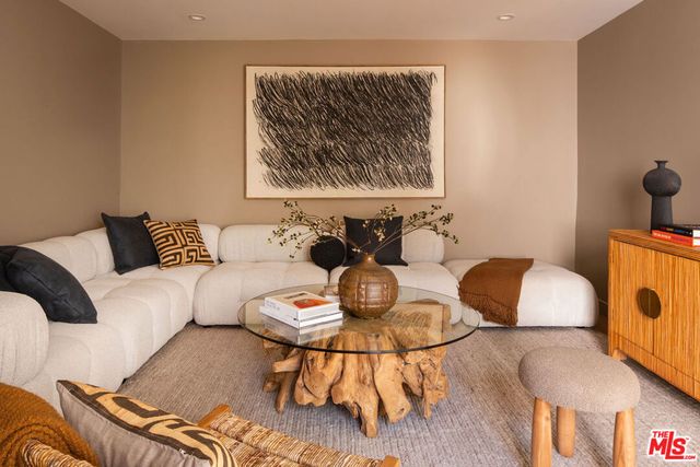 2656 Locksley Place, Los Angeles, CA 90039