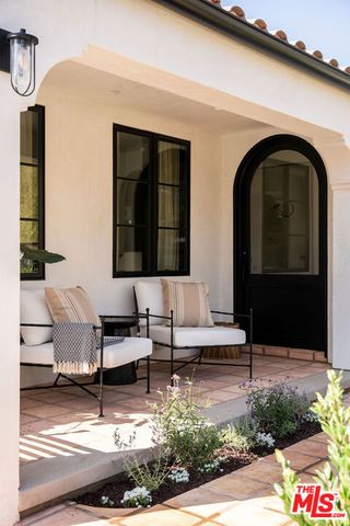 2656 Locksley Place, Los Angeles, CA 90039