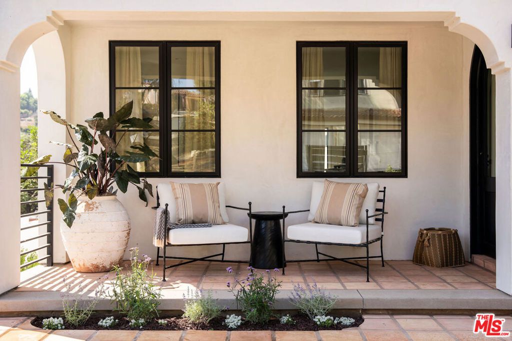 2656 Locksley Place, Los Angeles, CA 90039 — photo 2