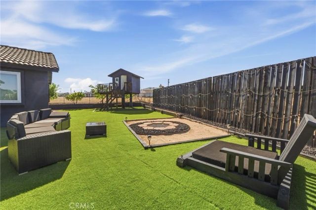 7518 San Bruno, Hesperia, CA 92345