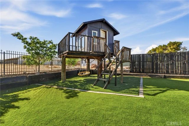 7518 San Bruno, Hesperia, CA 92345