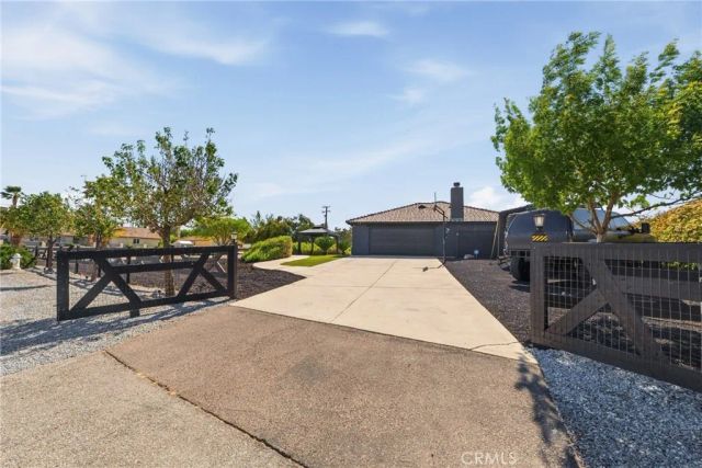 7518 San Bruno, Hesperia, CA 92345