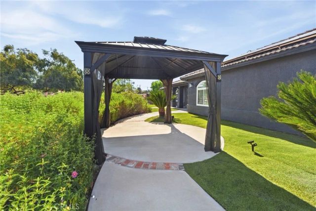 7518 San Bruno, Hesperia, CA 92345