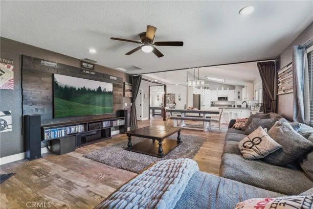 7518 San Bruno, Hesperia, CA 92345