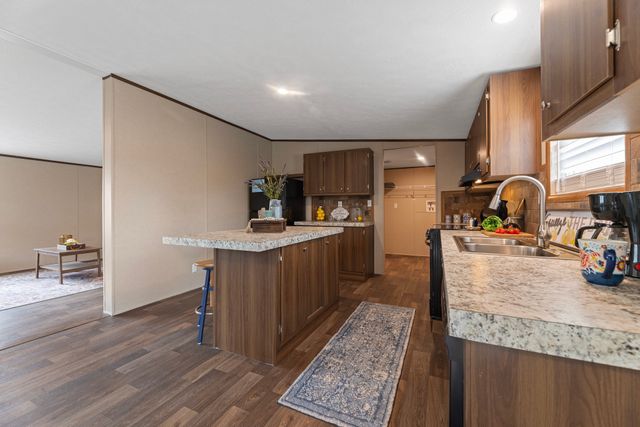 200 El Dorado Street, Decatur, TX 76234