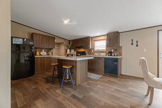 200 El Dorado Street, Decatur, TX 76234