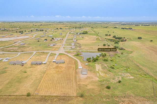 200 El Dorado Street, Decatur, TX 76234