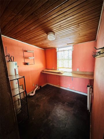 241 S Avenue B, Cross Plains, TX 76443