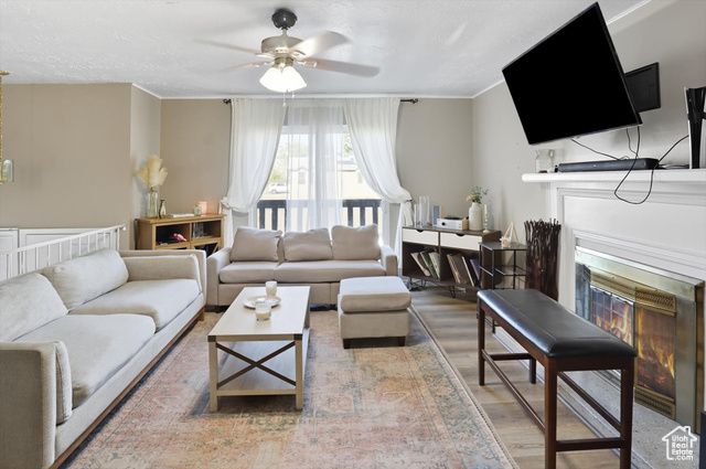 690 BARLOW ST, Clearfield, UT 84015