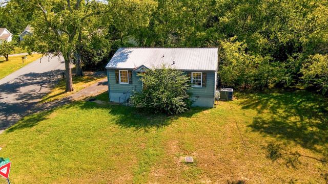 314 Sentinel Dr, Nashville, TN 37209