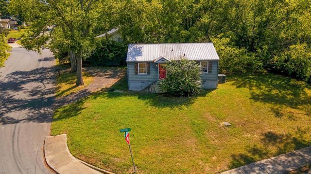 314 Sentinel Dr, Nashville, TN 37209