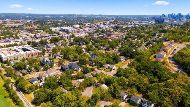 314 Sentinel Dr, Nashville, TN 37209