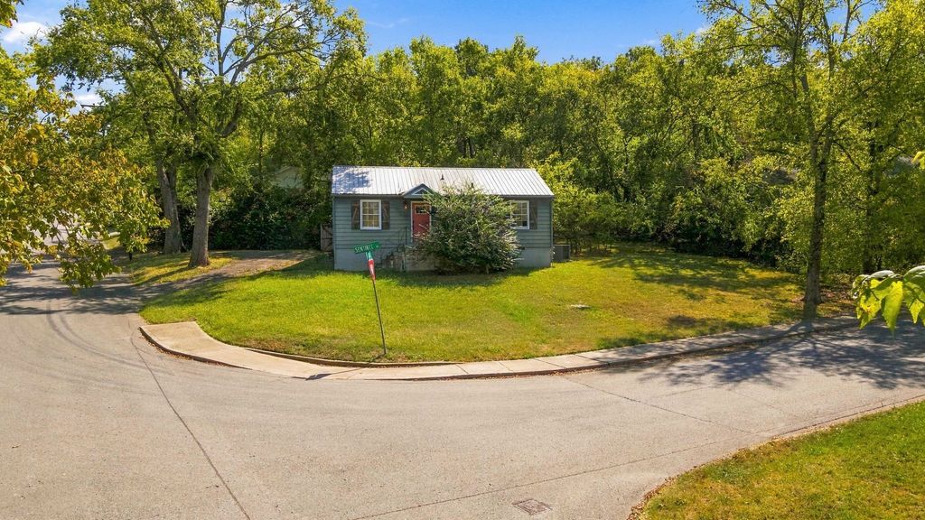 314 Sentinel Dr, Nashville, TN 37209