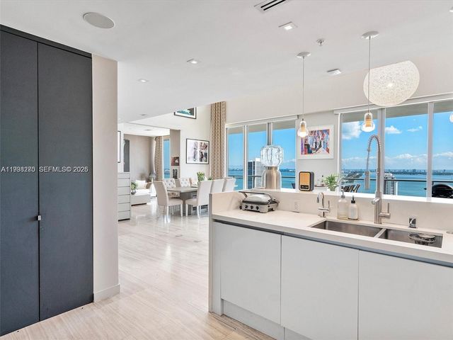 3470 E Coast Ave PH207, Miami, FL 33137