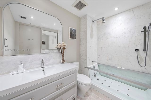 3470 E Coast Ave PH207, Miami, FL 33137