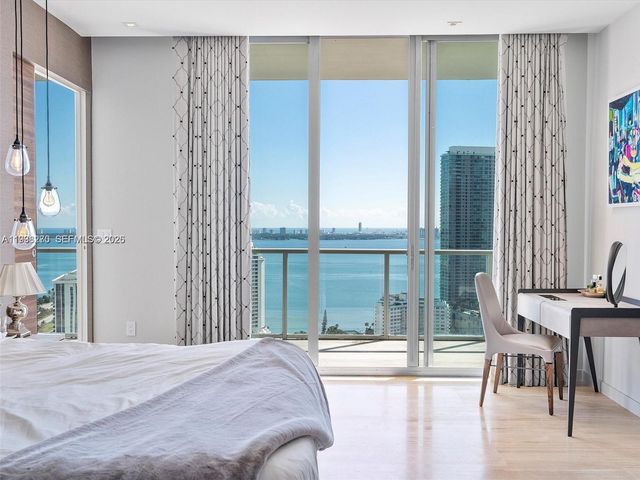 3470 E Coast Ave PH207, Miami, FL 33137