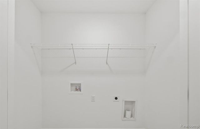 340 N Sydney Court, Plymouth, MI 48170