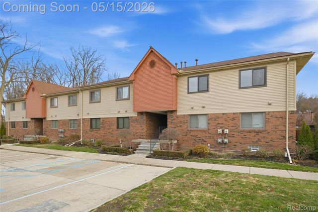38800 Lanse Creuse Street, Harrison Charter Township, MI 48045