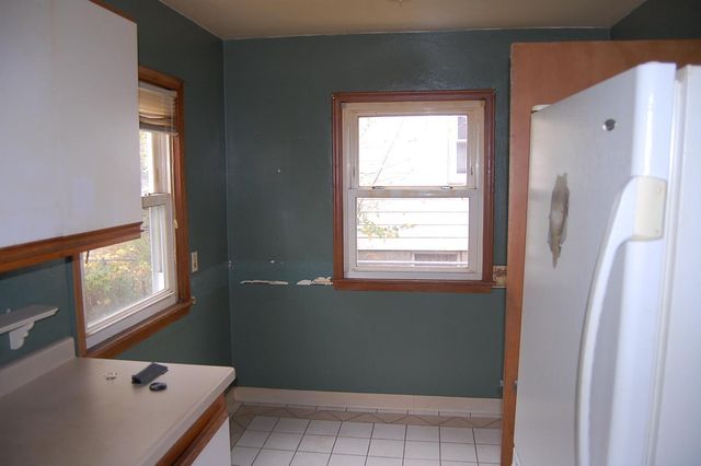 1048 Dale Street N, Saint Paul, MN 55117