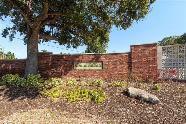 5161 Tanglewood PKWY, Fort Myers, FL 33919