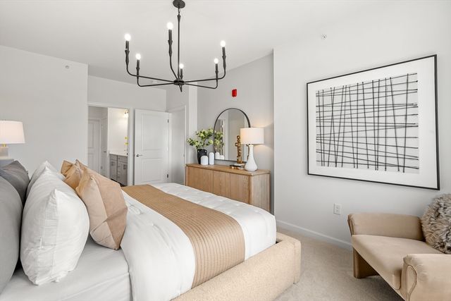 320 Martins Landing 2410, North Reading, MA 01864