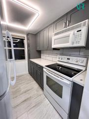 102 SE 10th St 101, Deerfield Beach, FL 33441