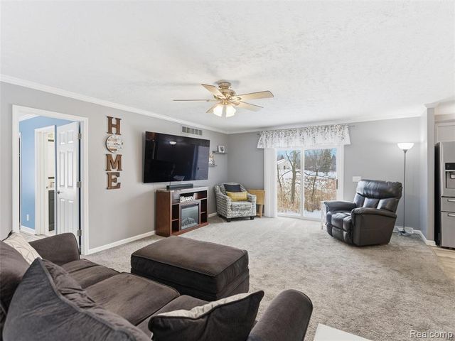 3973 Silver Valley Drive, Lake Orion, MI 48359