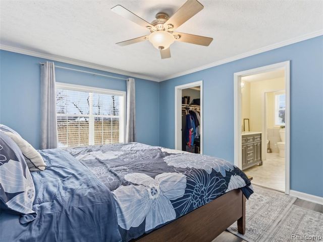 3973 Silver Valley Drive, Lake Orion, MI 48359