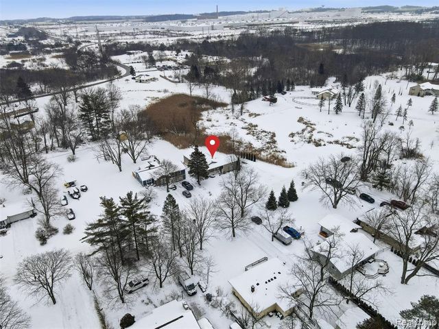 3973 Silver Valley Drive, Lake Orion, MI 48359