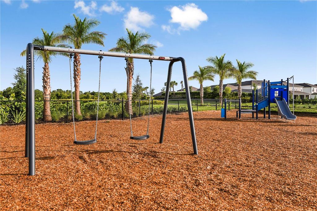 Image 18 of property listing at 10843 ECLIPSE STREET, Sarasota, FL 34241