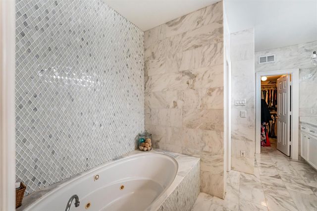 8002 Royal Crest Court, Houston, TX 77379