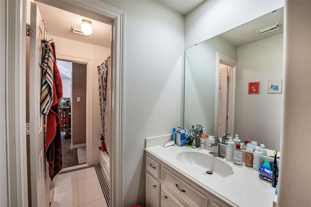 8002 Royal Crest Court, Houston, TX 77379