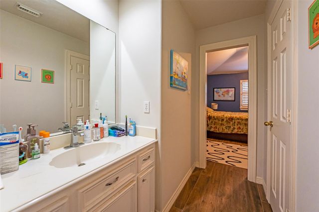 8002 Royal Crest Court, Houston, TX 77379