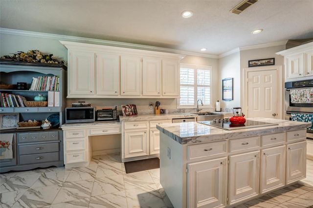 8002 Royal Crest Court, Houston, TX 77379