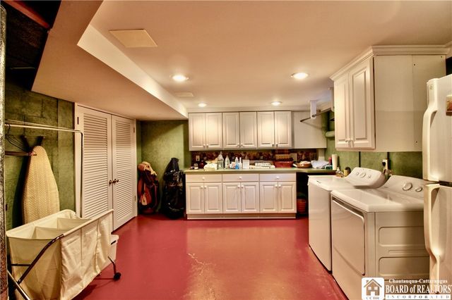 67 Warwick Road, Ellicott, NY 14701