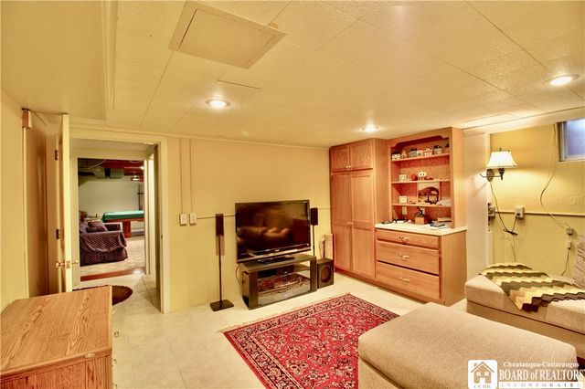 67 Warwick Road, Ellicott, NY 14701