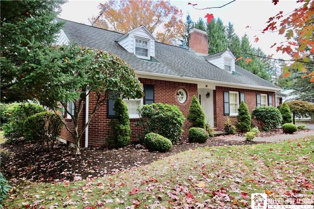 67 Warwick Road, Ellicott, NY 14701