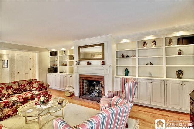 67 Warwick Road, Ellicott, NY 14701