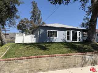 8561 Kyle Street, Sunland, CA 91040