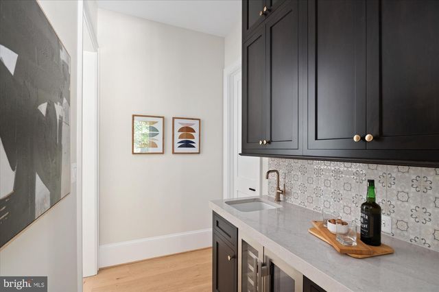 1800 MONZA RD, Mclean, VA 22101