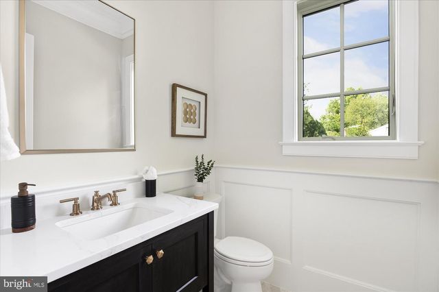 1800 MONZA RD, Mclean, VA 22101